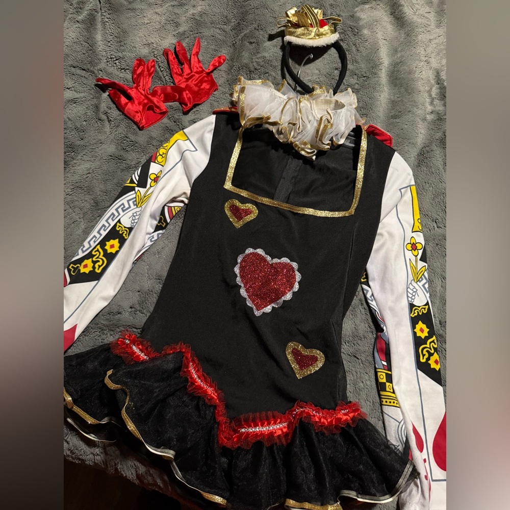 Queen of Hearts Costume